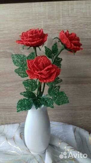 Цветы из бисера (Розы, орхидея)