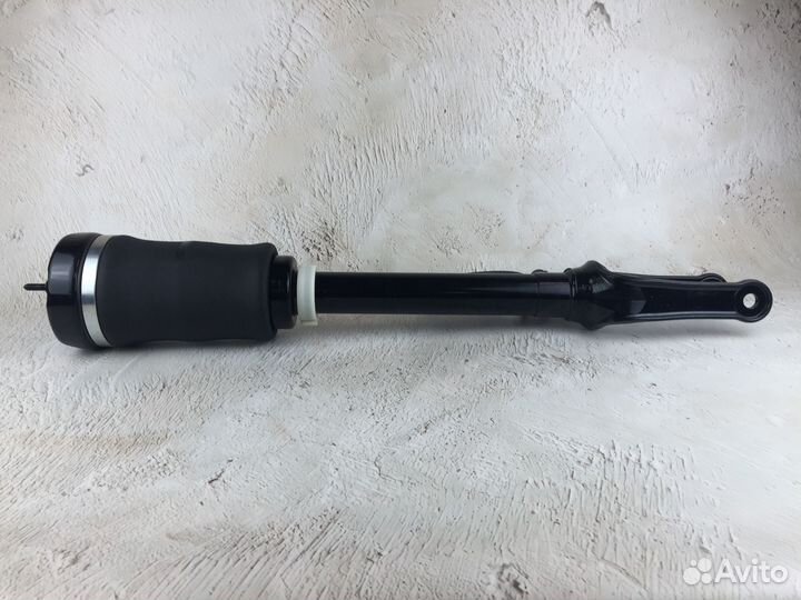 Пневмостойка передняя Mercedes ML/GL A1643206013