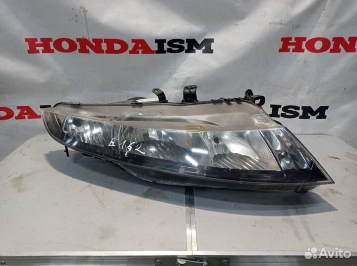 Фара передняя правая Honda Civic 8 5D FK2 R18A2