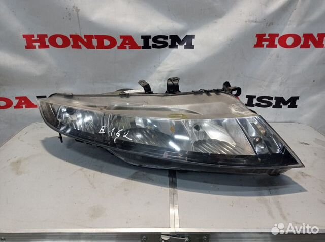 Фара передняя правая Honda Civic 8 5D FK2 R18A2