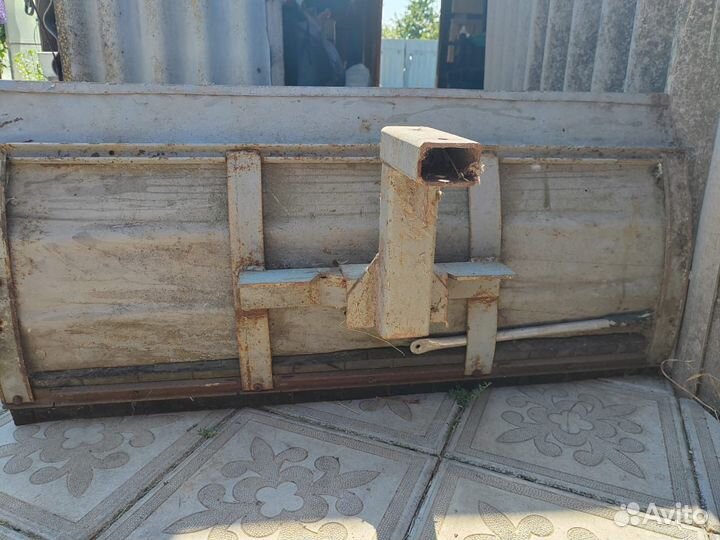 Лопата для чистки снега