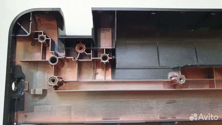 Б/у Нижняя часть корпуса- поддон Asus D540N