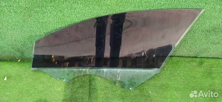 Стекло двери переднее правое Kia K5 / Optima 2.0