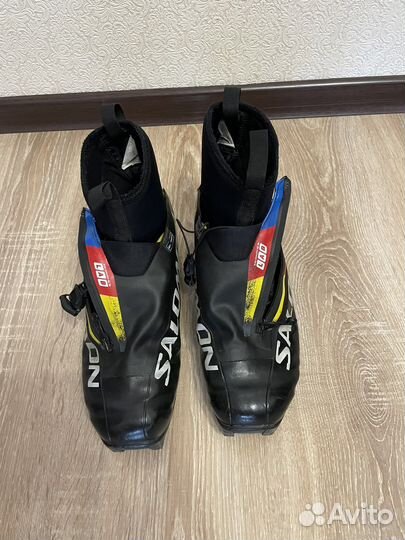 Лыжные ботинки