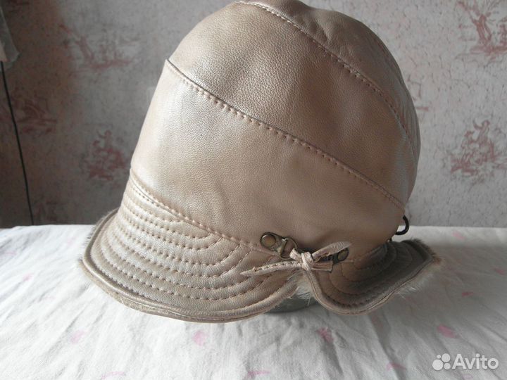 Шляпа кожаная