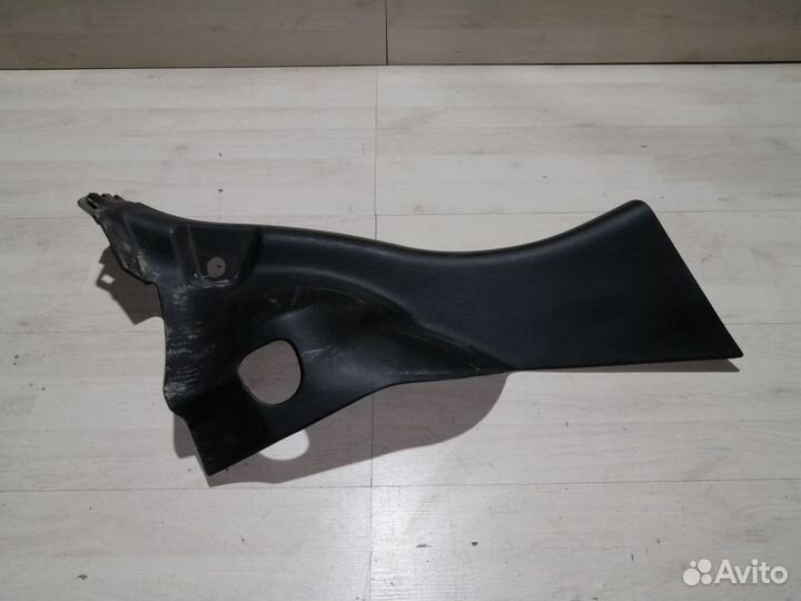 Обшивка стойки Citroen C3