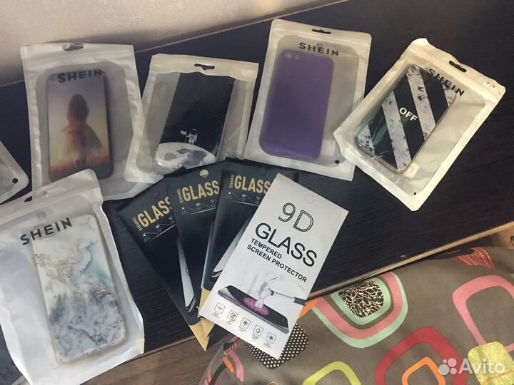 Чехлы и стекло на iPhone 6/7/8