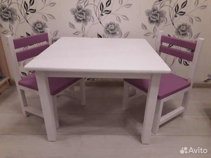 Детский стол и стульчики