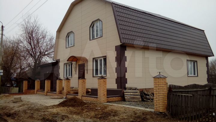 Дом 360 м² на участке 14 сот.