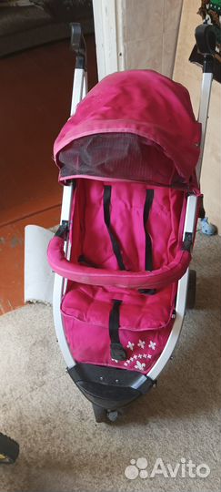 Прогулочная коляска