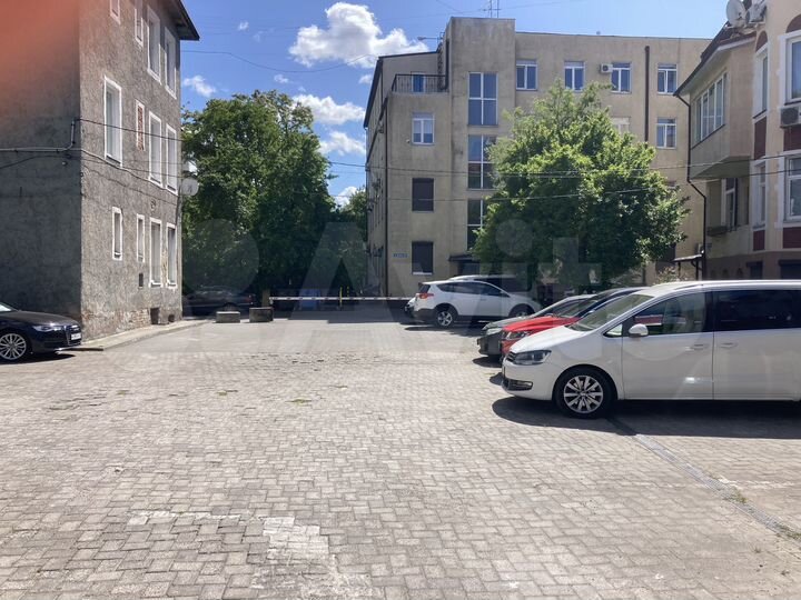 2-к. квартира, 46 м², 1/4 эт.