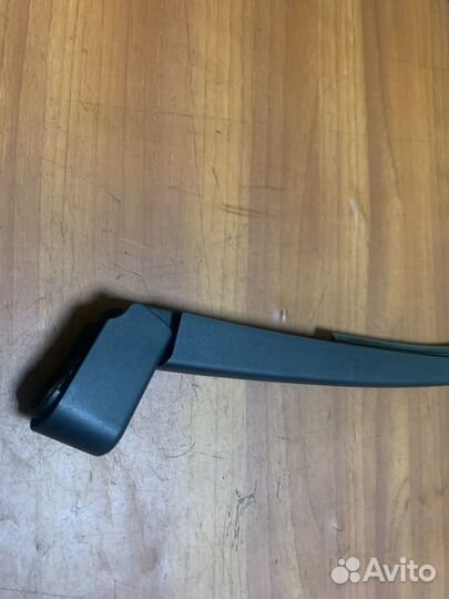 Поводок стеклоочистителя задний Chаngan Uni-К 2022