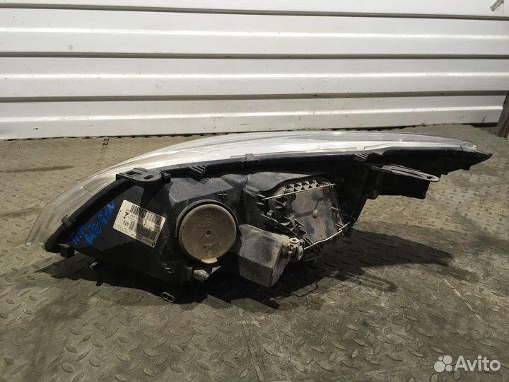 Фара правая (Renault Gran Tour, Renault Megane)