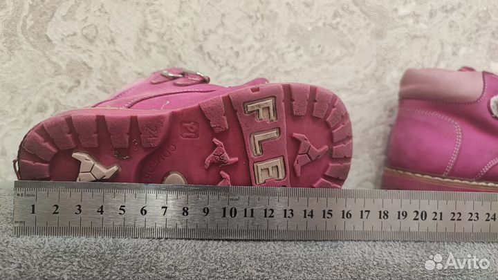 Ботинки демисезонные для девочки 24 размер
