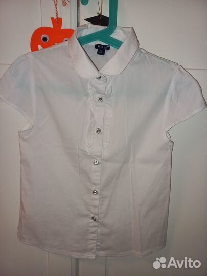 Продаю школьные блузки пакетом