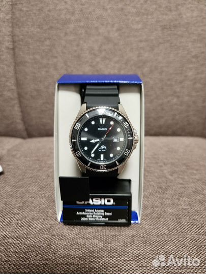 Часы Casio Duro MDV106 (новые)