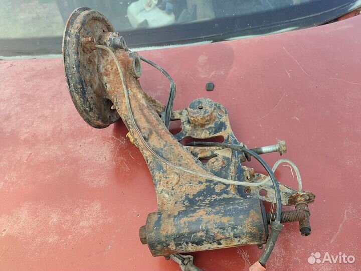 Фиат Пунто задний правый рычаг