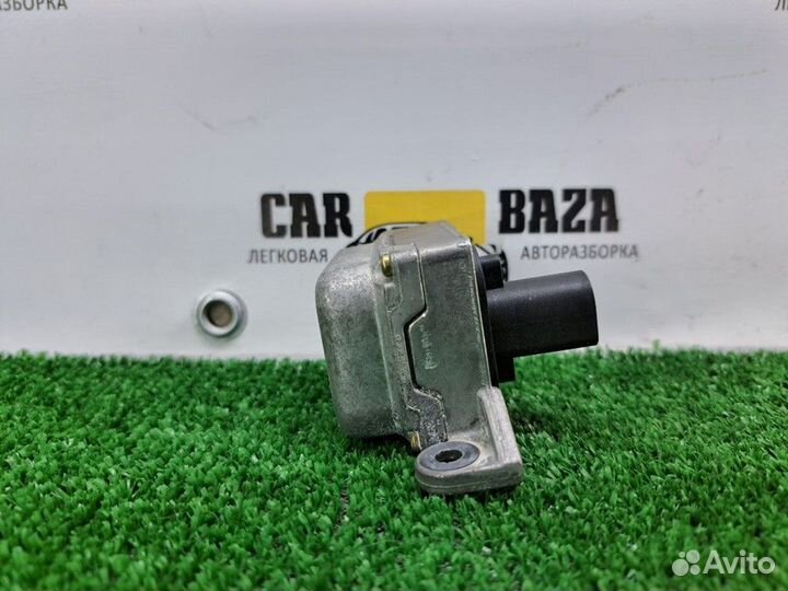 Датчик ускорения