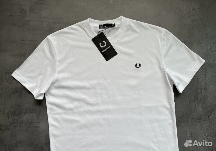 Футболка fred perry белая