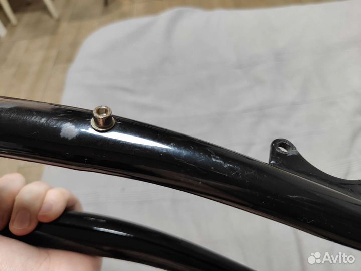 Вилка регидная стальная 28