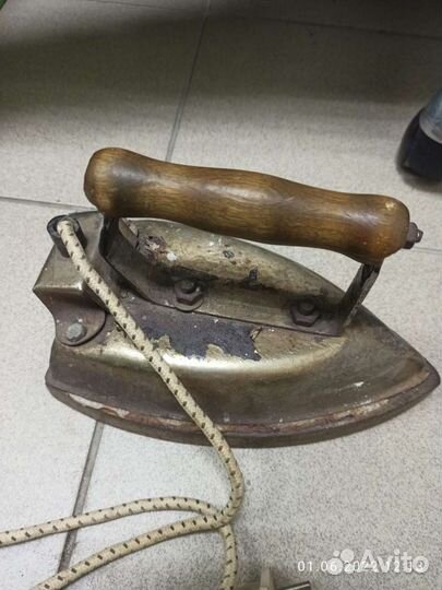 Утюг электрический ретро винтаж 60-х