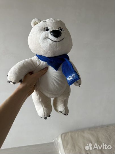 Плюшевый медведь