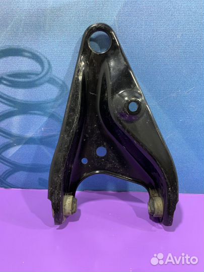 Рычаг подвески Renault sandero stepway Прав