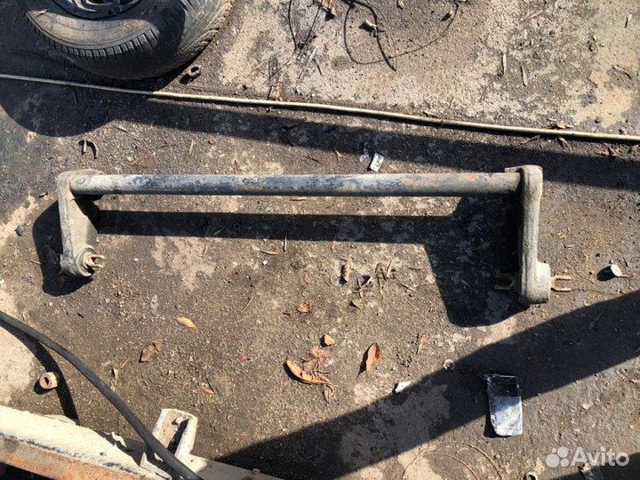 Торсион кабины передний на Маз 6422