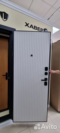 Дверь входная Бенако