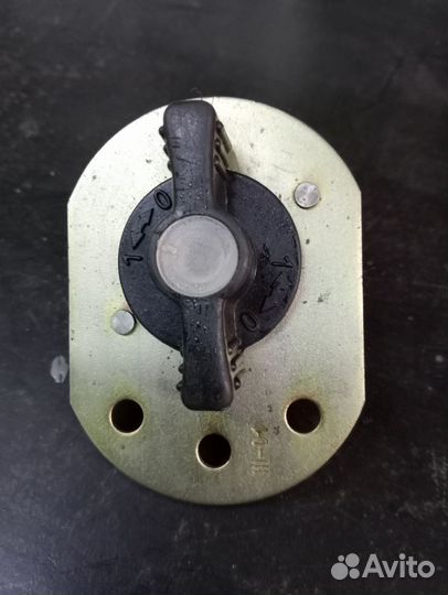 Выключатель массы