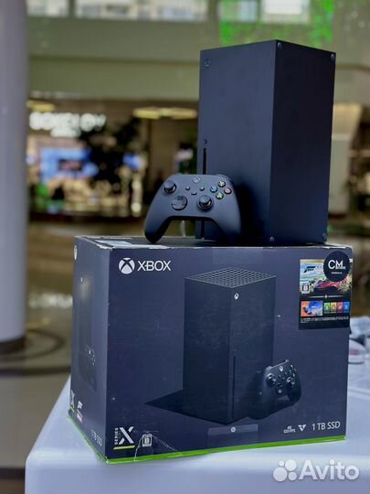 Игровая приставка Xbox Series X в наличии новая