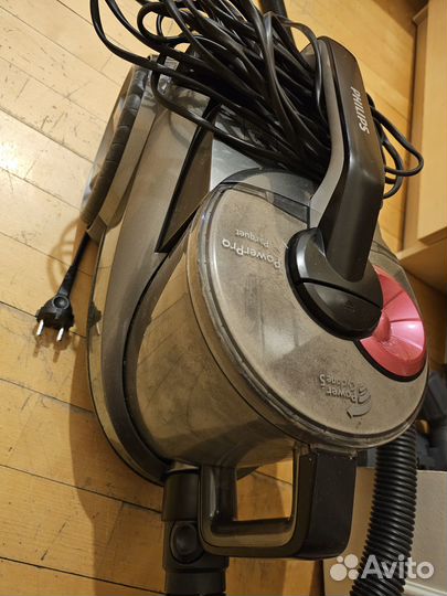 Пылесос Philips fc8766 на запчасти