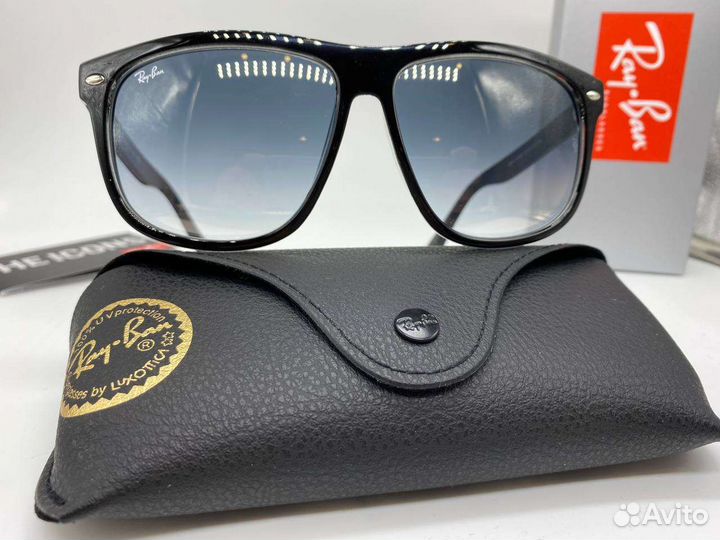 Солнцезащитные очки Ray Ban