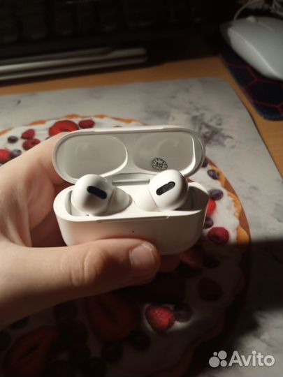 Беспроводные наушники