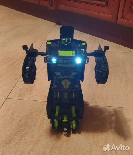 Машинка на радиоуправлении трансформер