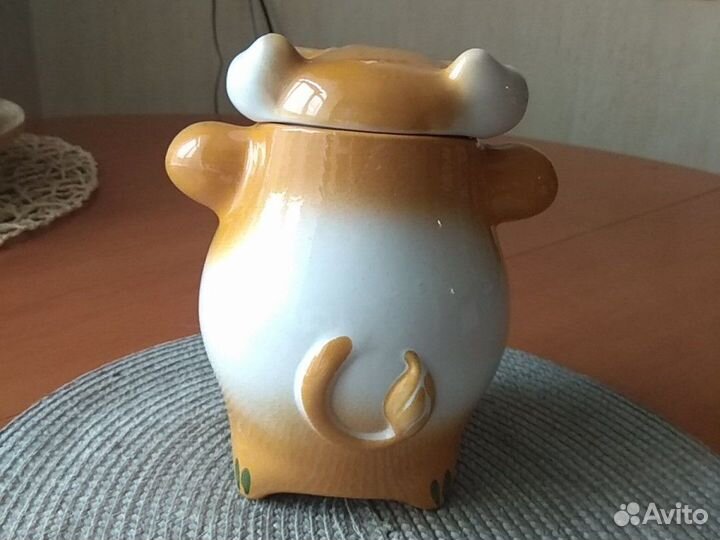 Декоративная емкость для хранения сыпучих продукто