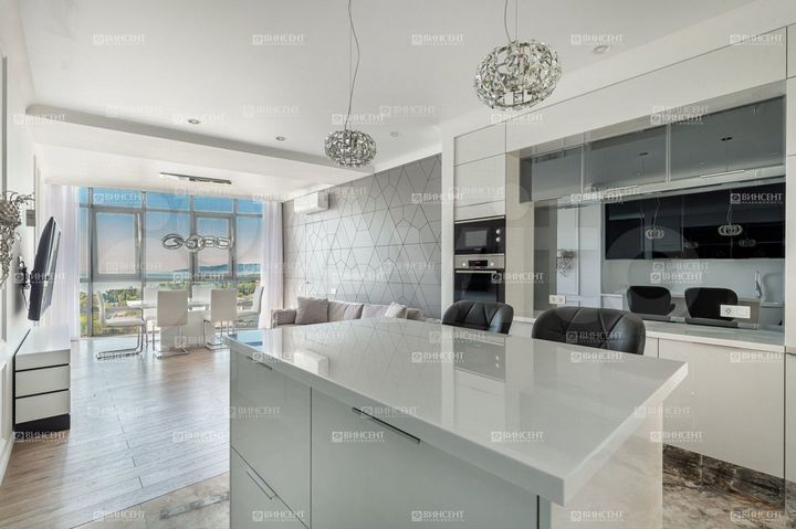 4-к. квартира, 140 м², 20/21 эт.