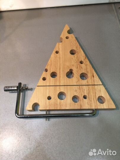 Нож для сыра (сырорезка)