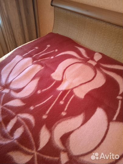 Одеяло шерстяное