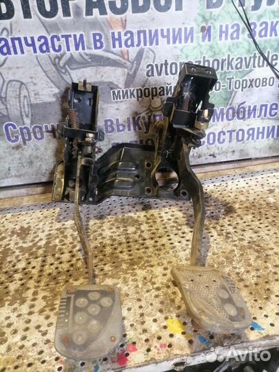 Педальный узел Kia Sportage 1 2.0 16v Long