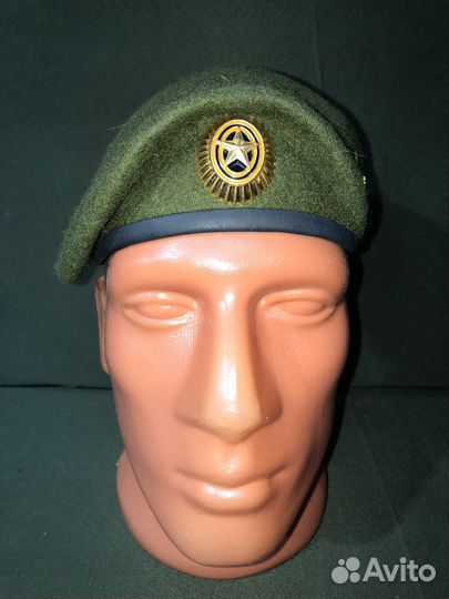 Берет отбитый оливковый общевойсковой с гербом РФ