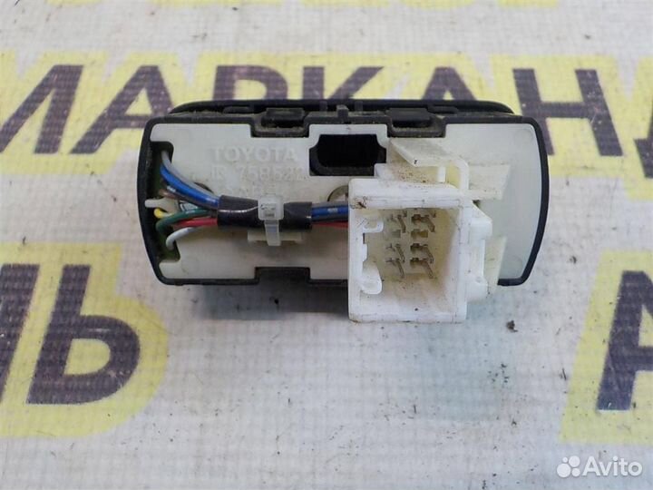 Кнопка переключения режимов подвески Toyota Land