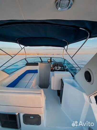 Аренда катера с капитаном на 11 человек