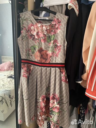 Платье женское