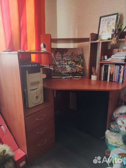 Компьютерный стол бу угловой