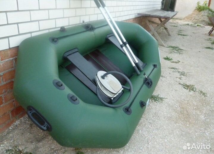 Надувная лодка Нептун 260