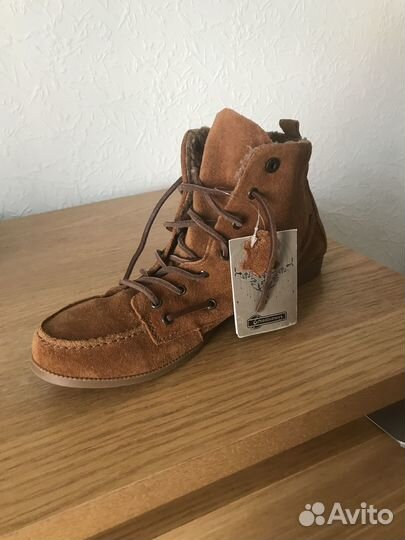 Ботинки женские