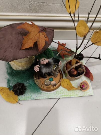 Осенняя поделка гномик под грибами для сада и школ