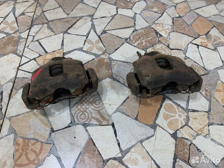 Суппорт тормозной передний Ford Fusion хэтчбэк 1.4