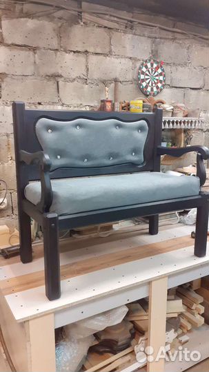 Мини диванчик в прихожую